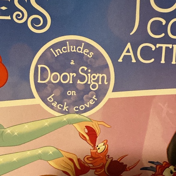 💚💙💛❤️NWT Disney Princess Jumbo Coloring & Activity Books - Set of two - Picture 5 of 7